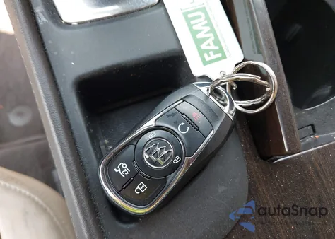 2017 Buick Lacrosse Premium z USA, uszkodzony, nr VIN 1G4ZR5SS2HU176265